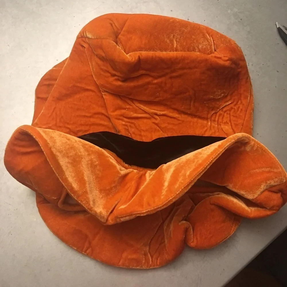 Happy Halloween plush hat 🎩